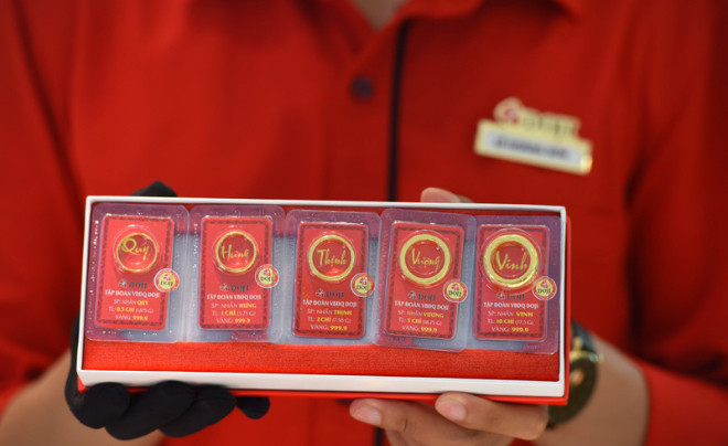 Có nên đầu tư vàng ép vỉ Hưng Thịnh Vượng của DOJI không?