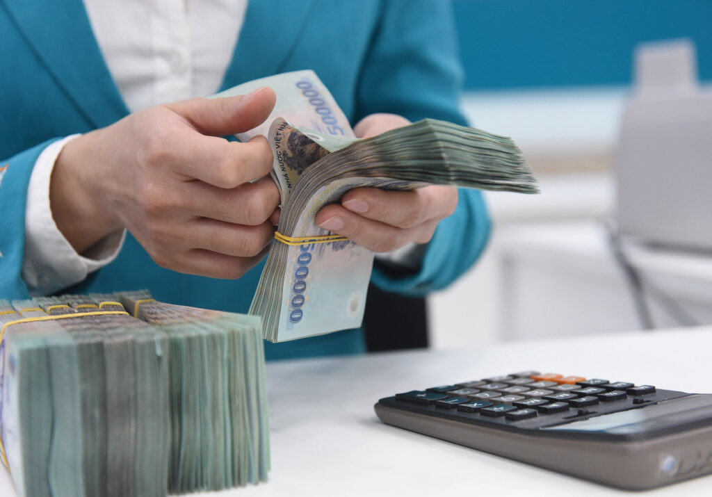 Cách tính lãi suất khoản vay tiền nhanh theo bảo hiểm nhân thọ