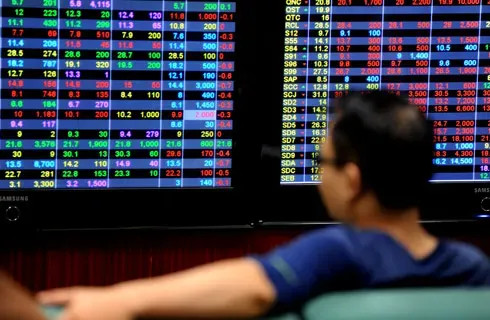 GenZ đầu tư chứng khoán – bước đầu cho tự do tài chính